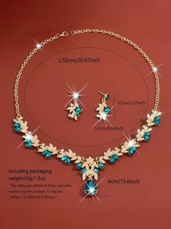 Elegant V-neck Necklace Set alternate view