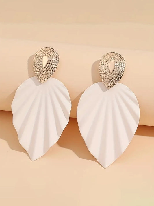 Palm Earrings in Ivory