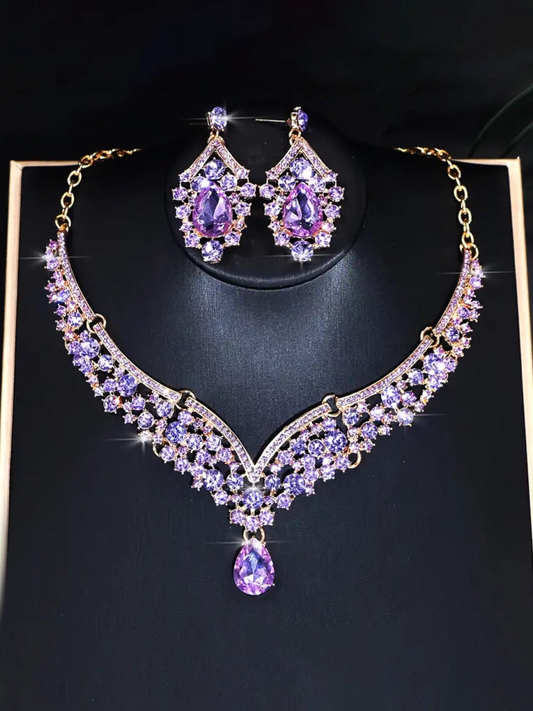 Vintage Inspired Purple Necklace Set, necklace, front view