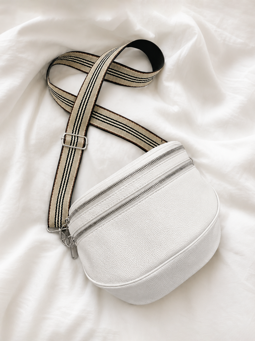 Urban Fanny Pack Crossbody Bag in White
